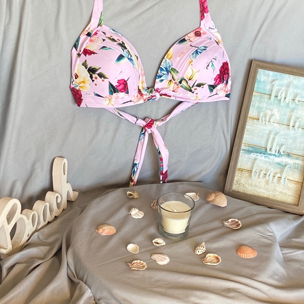 Pink floral bikini top